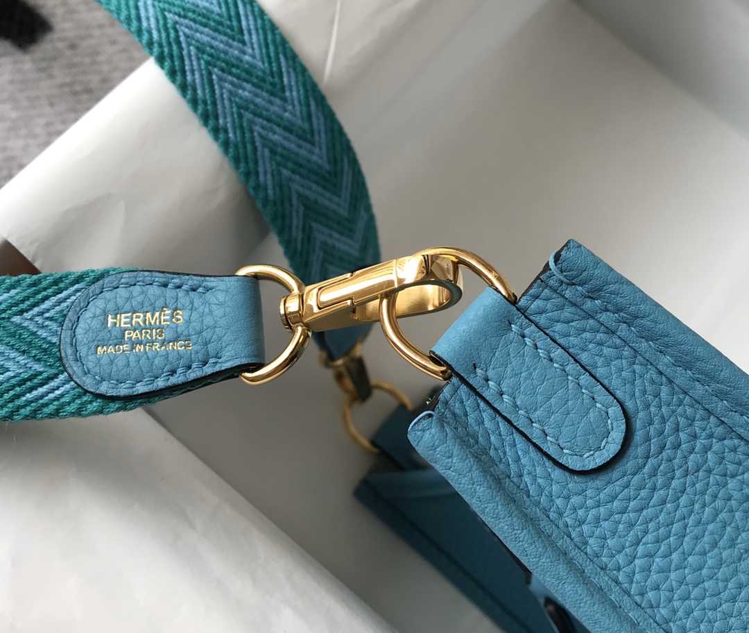 Hermes Evelyne 16 Amazone TPM Shoulder Bag In Blue Atoll Clemence Leather